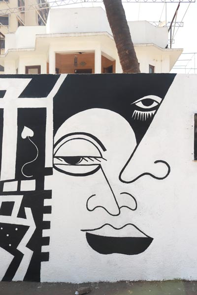 abigail-jensen---ladies-first-street-art---marol-art-village